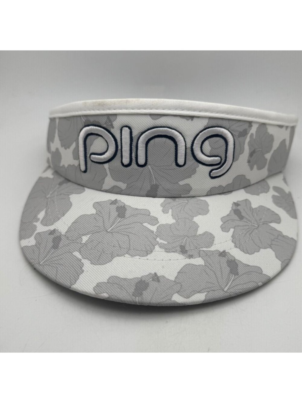 PING Golf Visor Hat White Grey Floral Hibiscus Pattern Adjustable Strap Unisex